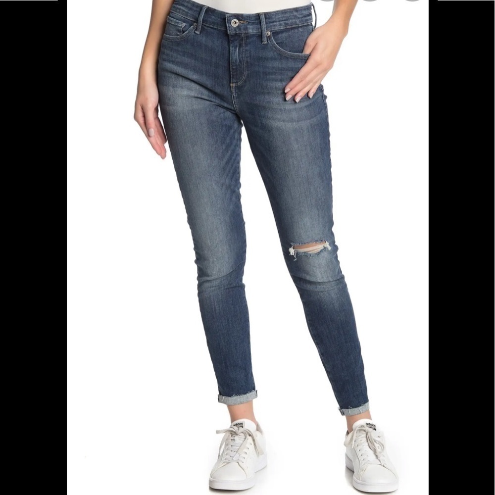- NWT Lucky Brand Blue Ava Midrise Distress Jean Leggings skinny